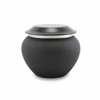 Pet’s Max. Wt. Up to 25 lbs. Onyx Pet Cremation Urn