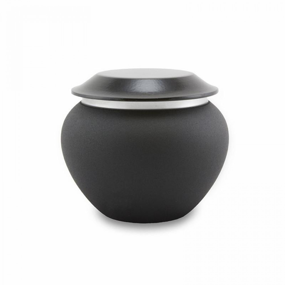 Pet’s Max. Wt. Up to 25 lbs. Onyx Pet Cremation Urn